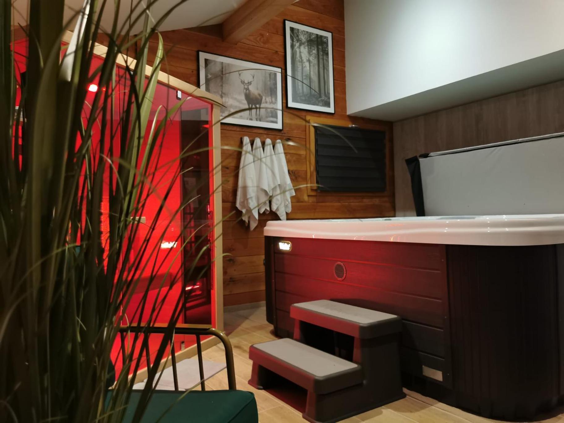 Le Chalet Du Pere Michel, Jacuzzi, Sauna, Jardin La Bresse Buitenkant foto