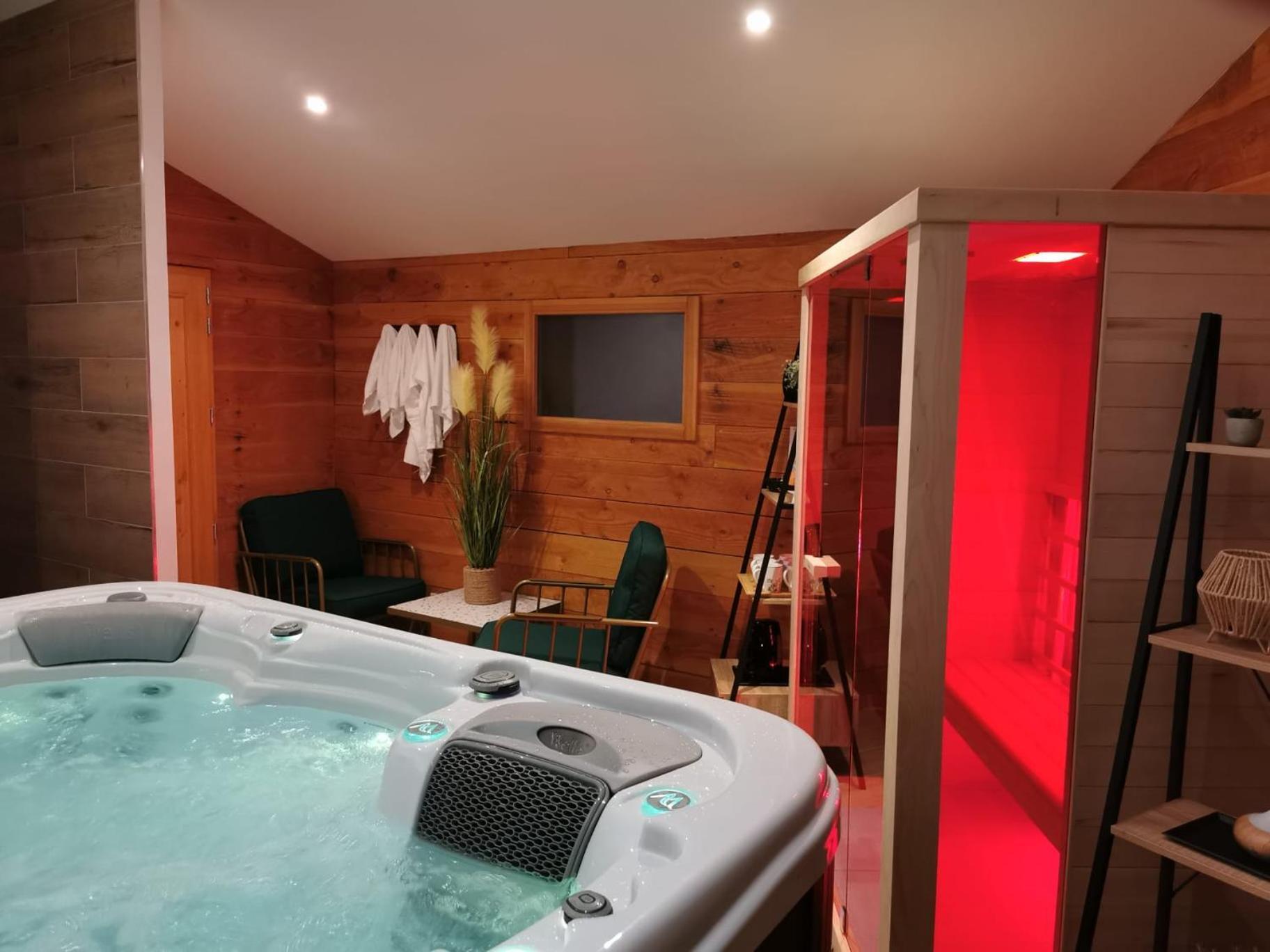 Le Chalet Du Pere Michel, Jacuzzi, Sauna, Jardin La Bresse Buitenkant foto